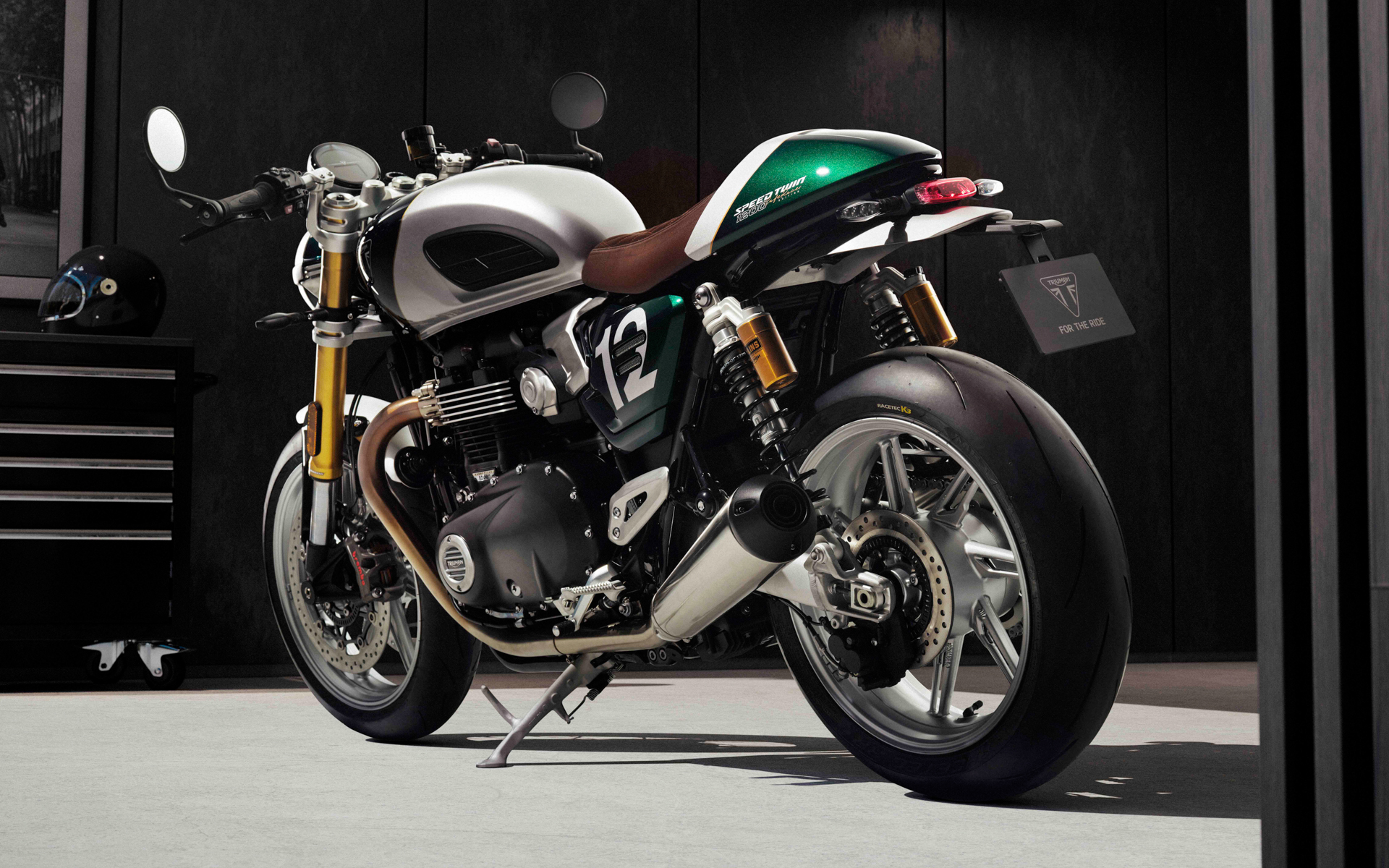 スピードツイン1200カフェレーサーエディション