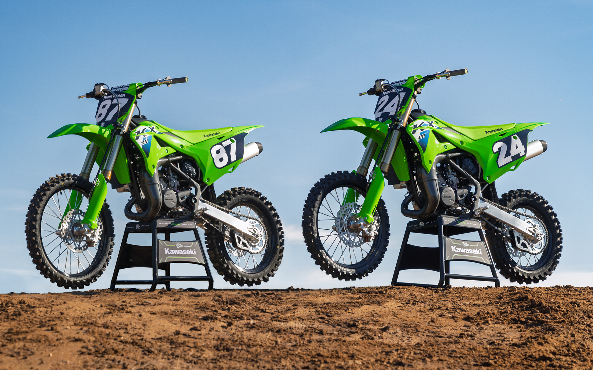 カワサキの本格モトクロスバイク「KX112」「KX85」の2026年モデル