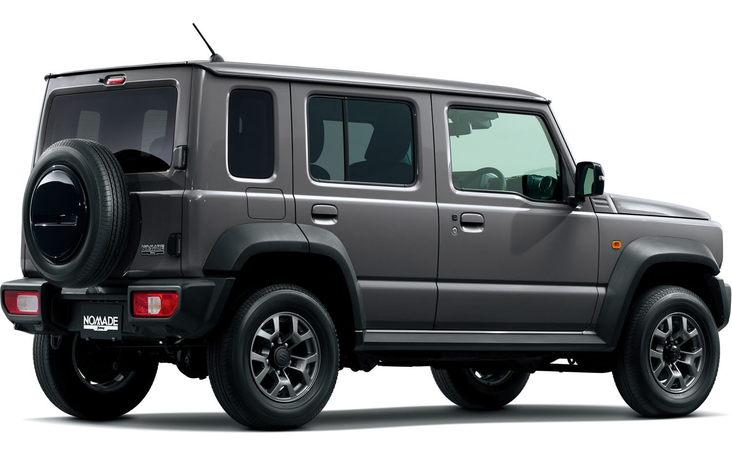 ジムニー ノマド（グラナイトグレーメタリック）