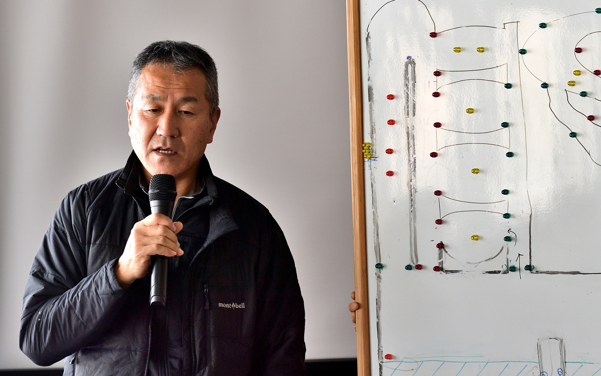 インストラクターの斉藤邦夫氏