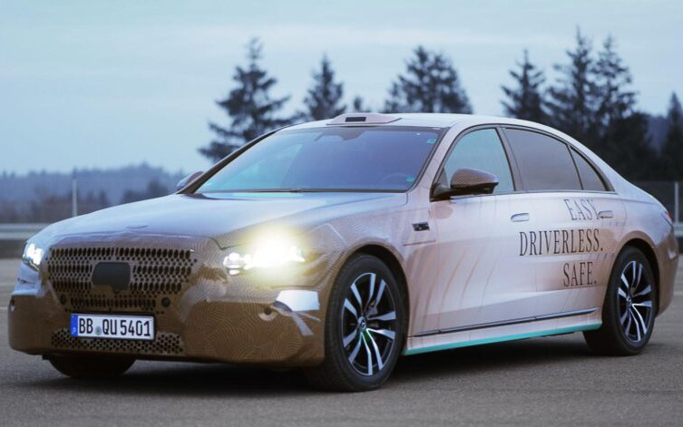 新型Sクラスのロボタクシー運用対応モデル