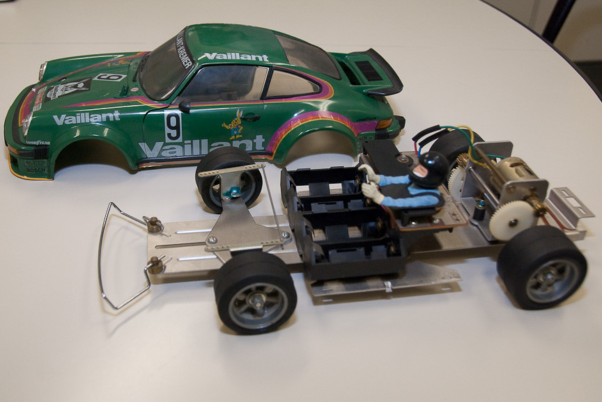 こちらは50年前に発売された1/12 RC ポルシェ934