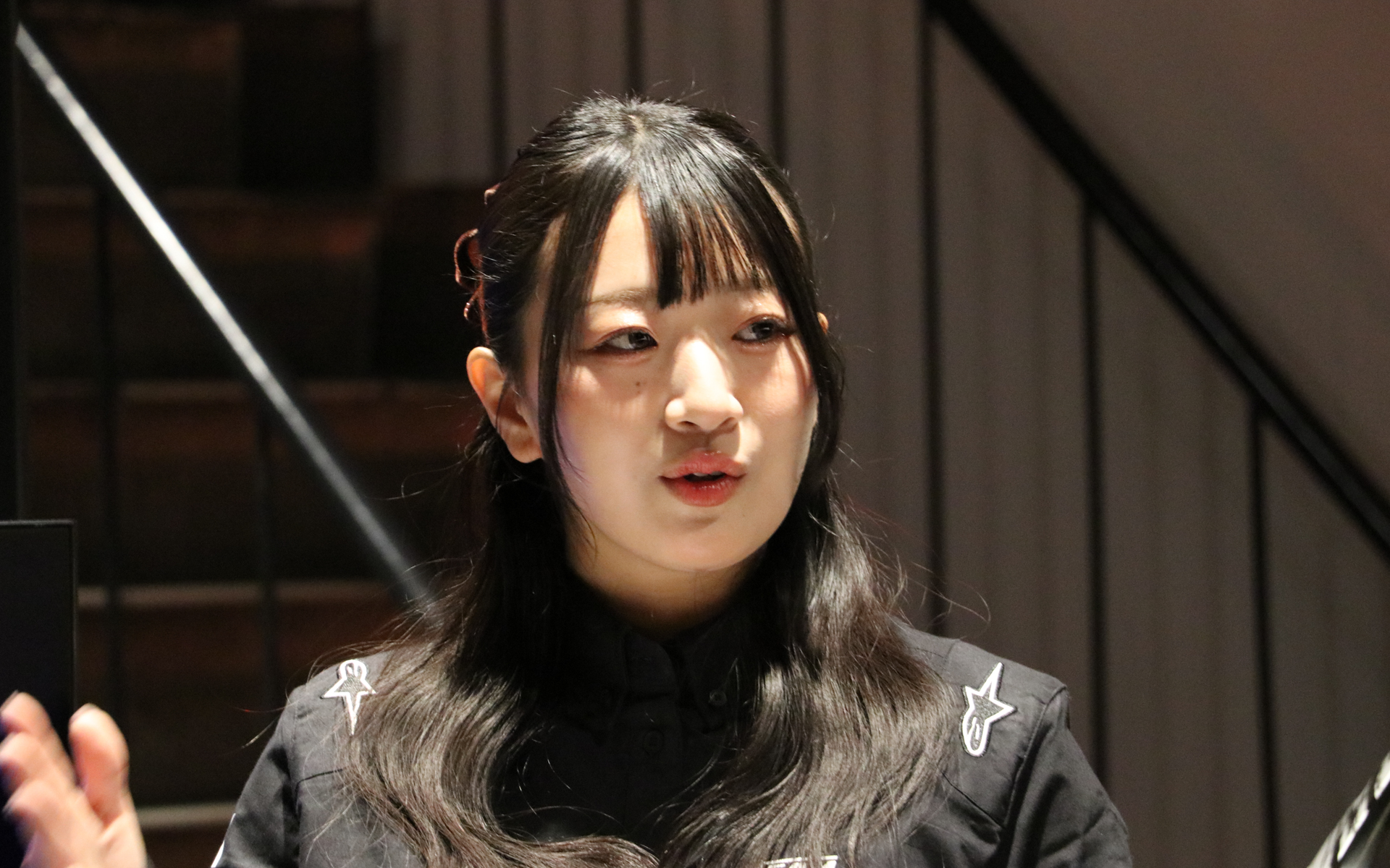 ドライバーは自身で監督も務める兼松選手。愛車はスバル「BRZ」で、好きな食べ物は「うなぎ」