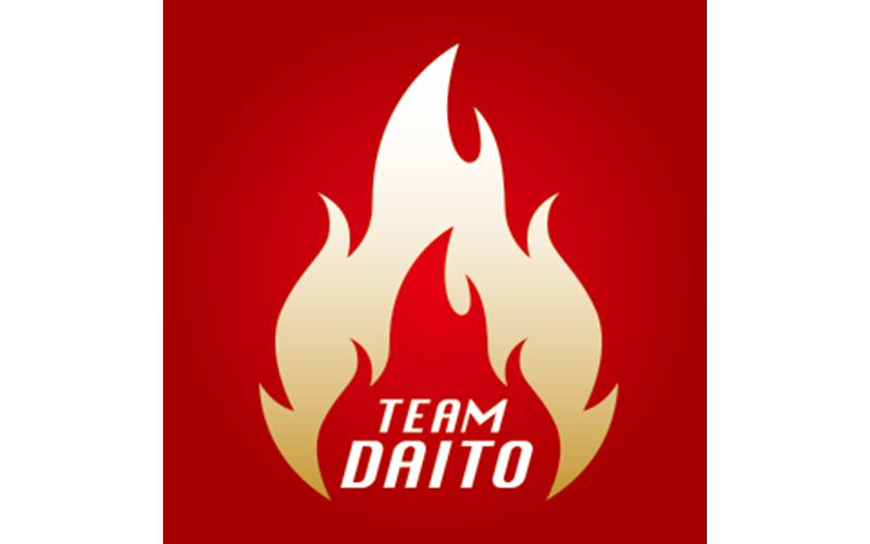 TEAM DAITOのロゴマークは、重なる炎がアスリートたちの“燃える情熱の結集”を表していて、その成功と活躍の広がりをゆらめく格調高い“金色のグラデーション”で表現したという