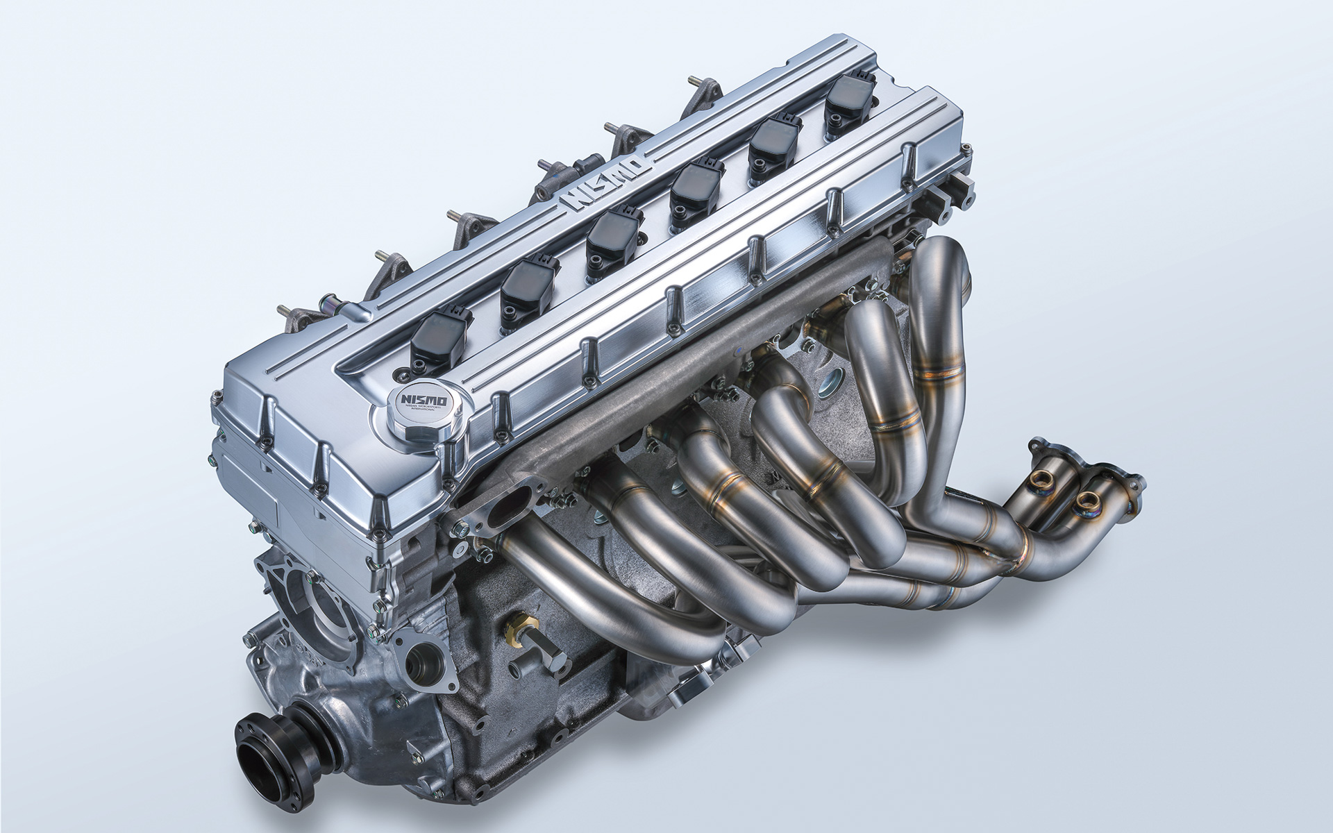 L型6気筒エンジン用DOHCシリンダーヘッド変換パーツキット（画像は開発途中のもの）