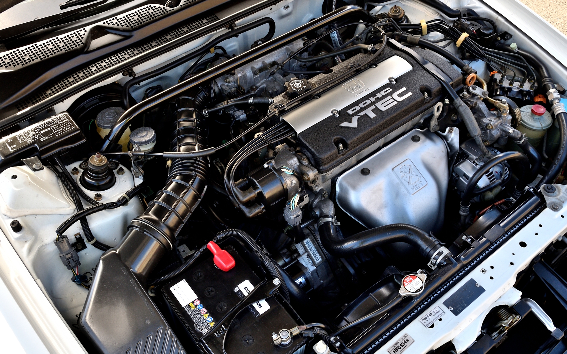 直列4気筒2.2リッターVTEC搭載エンジンはノーマルのまま