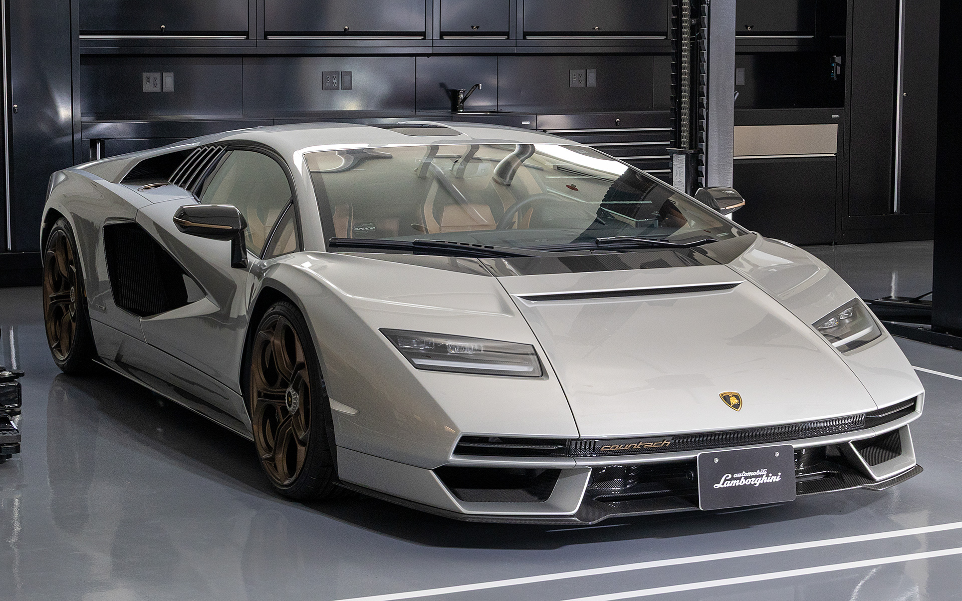 ランボルギーニカウンタックLPI800－4