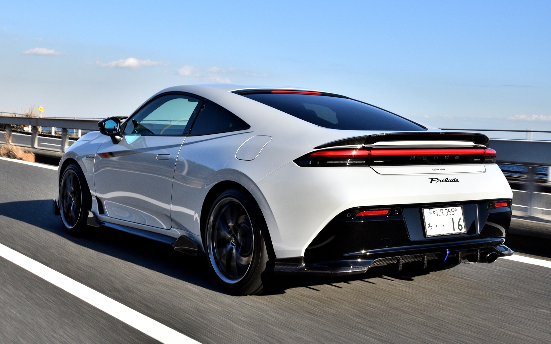 ベタッと路面に張り付いたかのような安定感のある走り