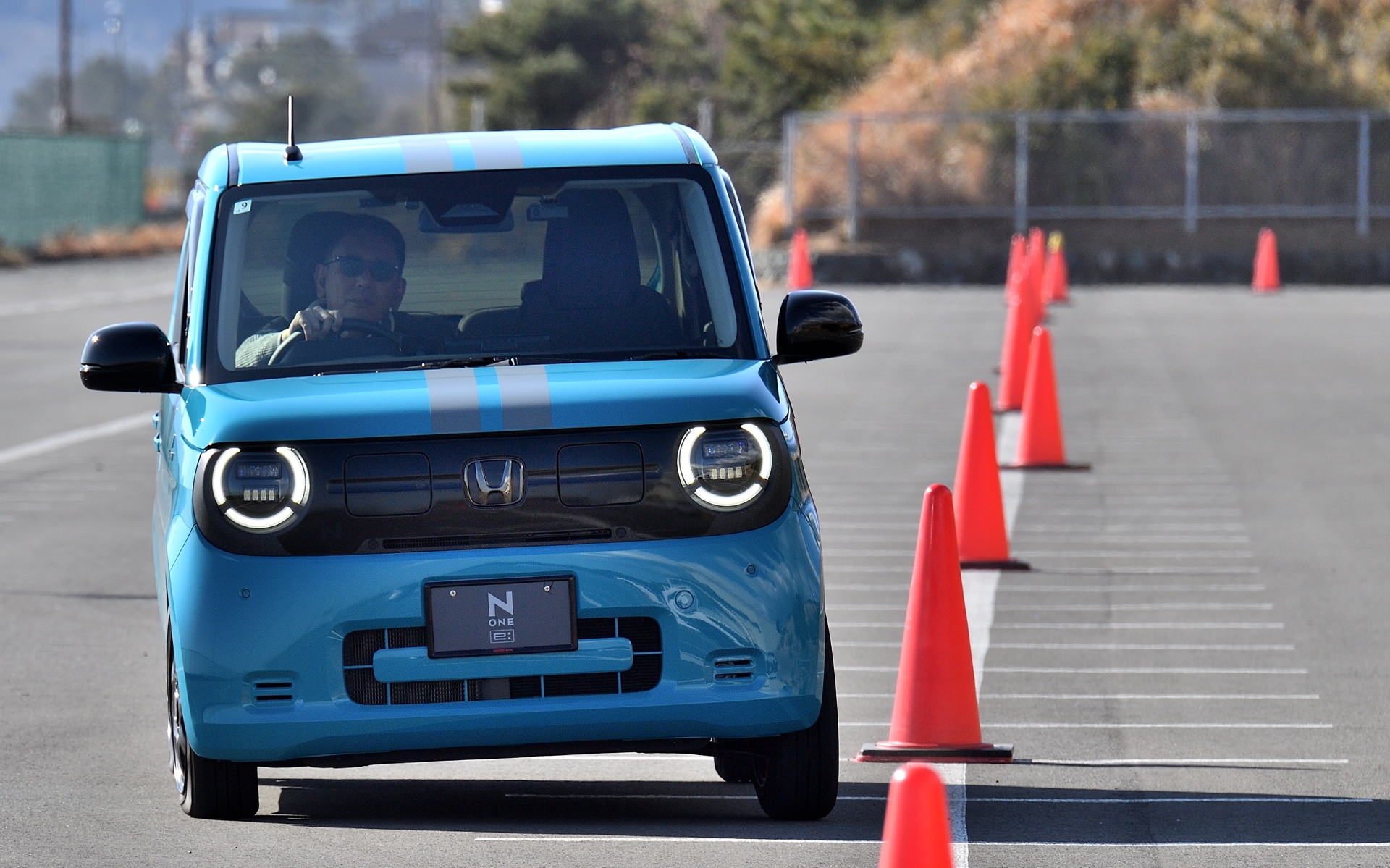 まずはノーマル状態のN-ONE eでスラロームを実施