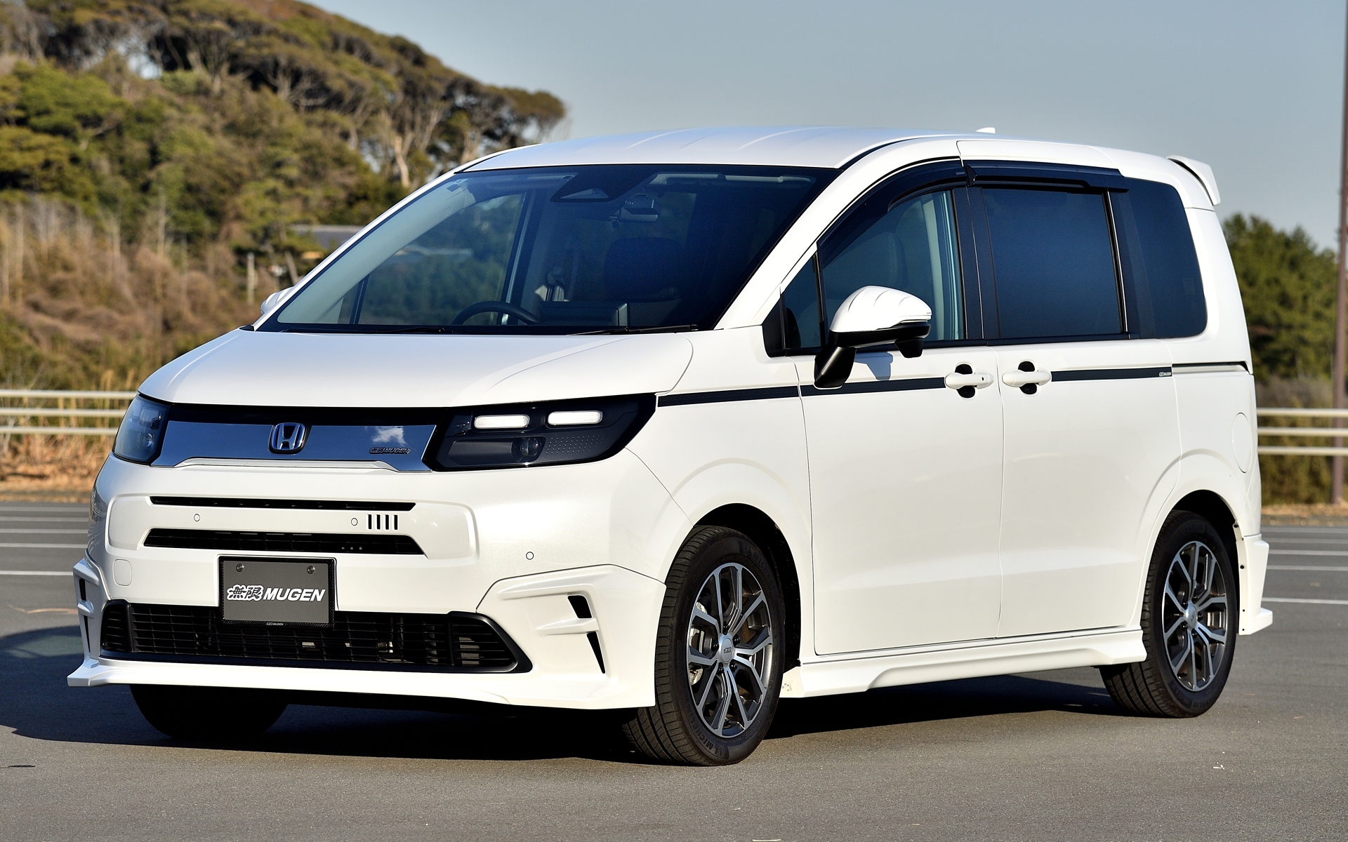 フリード無限アイテム装着車