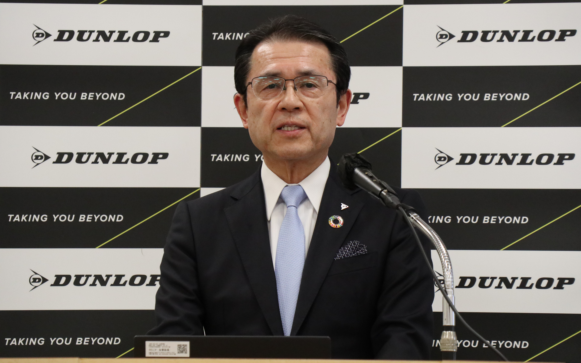 2025年12月期 通期決算説明会で登壇した住友ゴム工業株式会社 代表取締役社長 山本悟氏