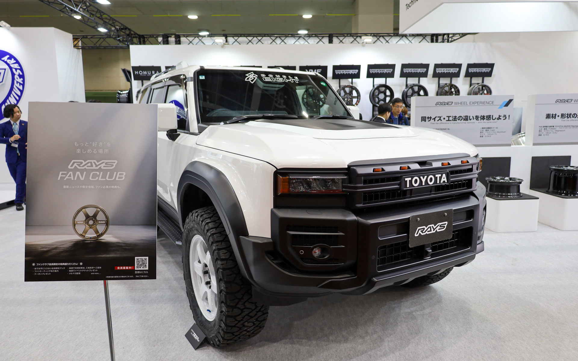 「TE37」30周年記念モデルのランドクルーザー250への装着例