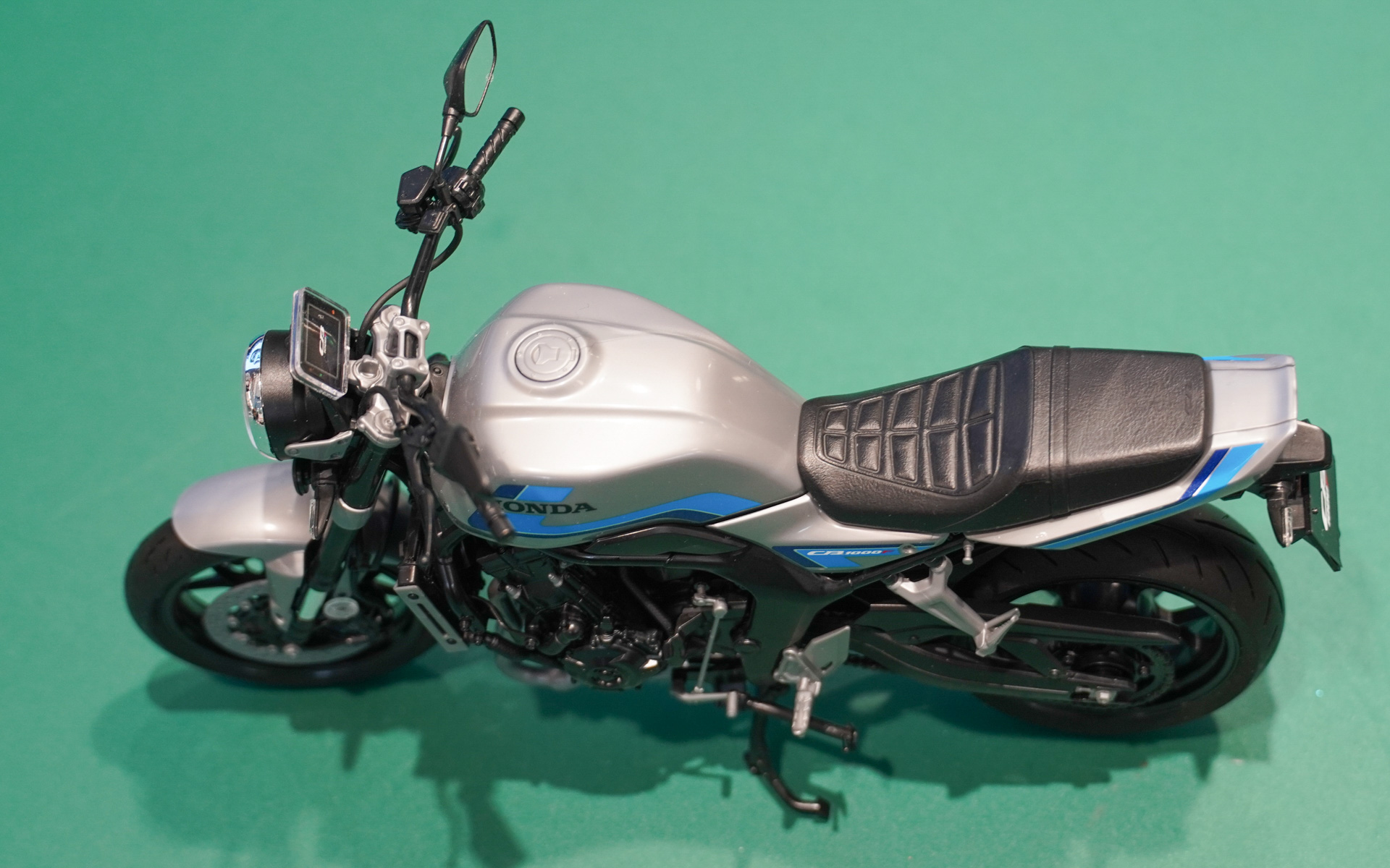 プラモデルの燃料タンク