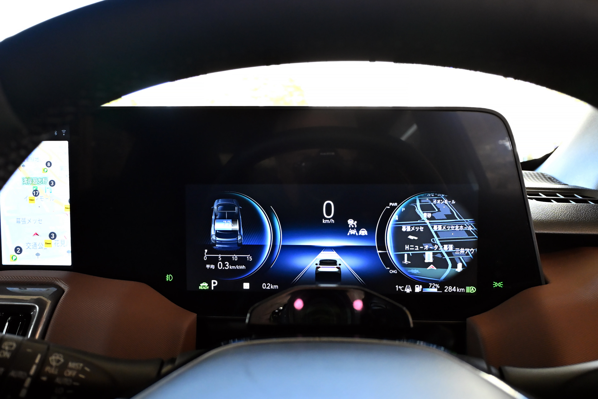 10.25インチメーターディスプレイ