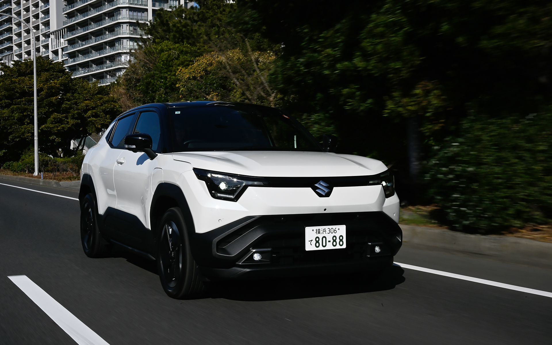 2WDと4WDモデルの走りは安定感があり、落ち着きのある印象