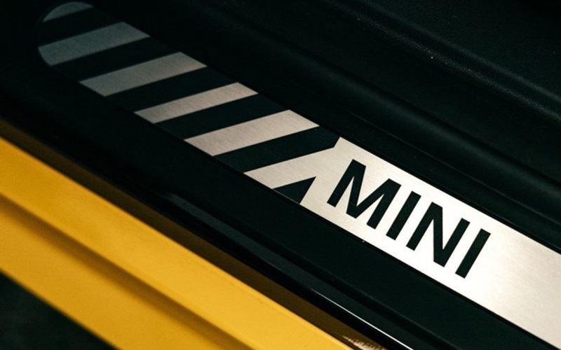 MINI×DEUS EX MACHINAコラボコンセプトモデル「ザ・スケッグ」