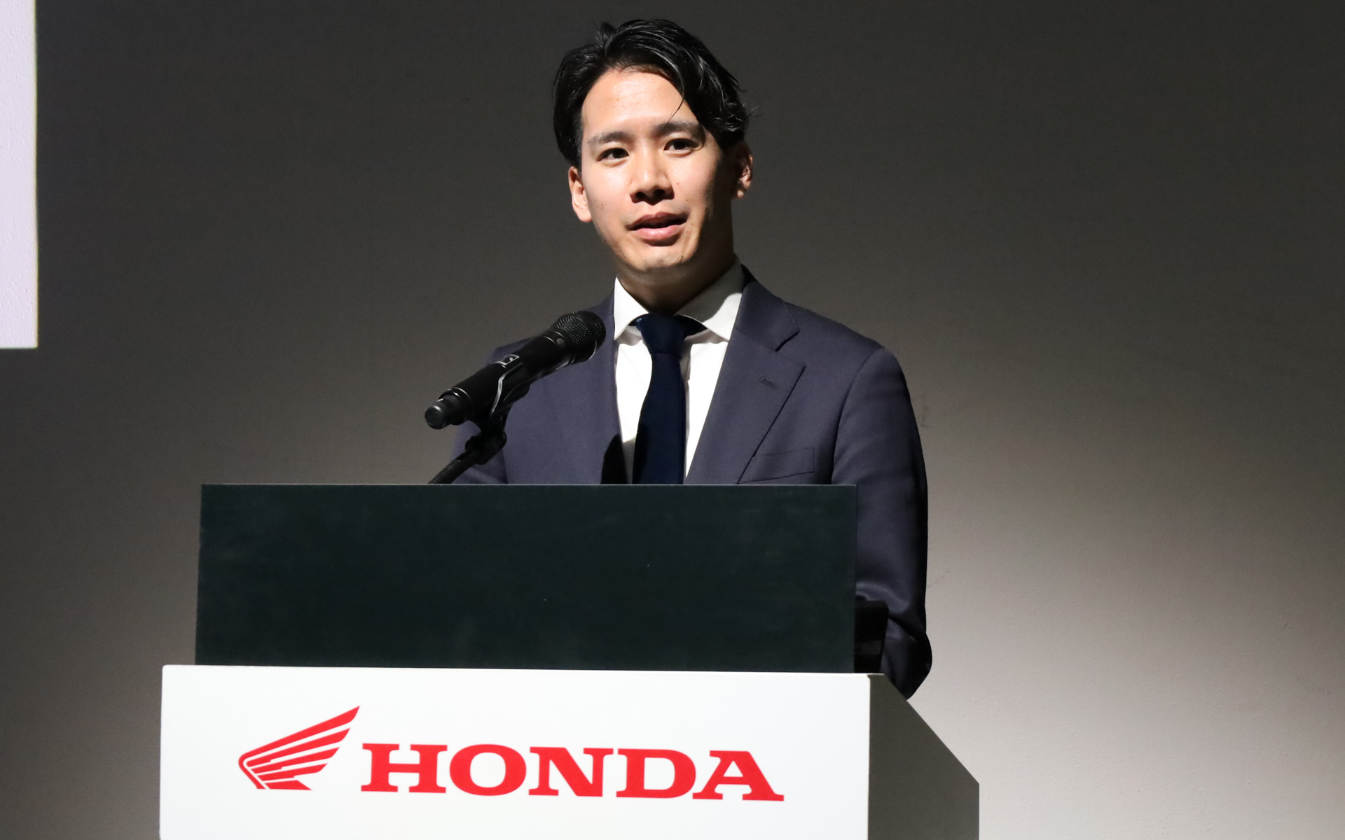 株式会社ホンダモーターサイクルジャパン 商品企画部 商品企画課 ICON e: 営業領域責任者 鶴田隆時氏