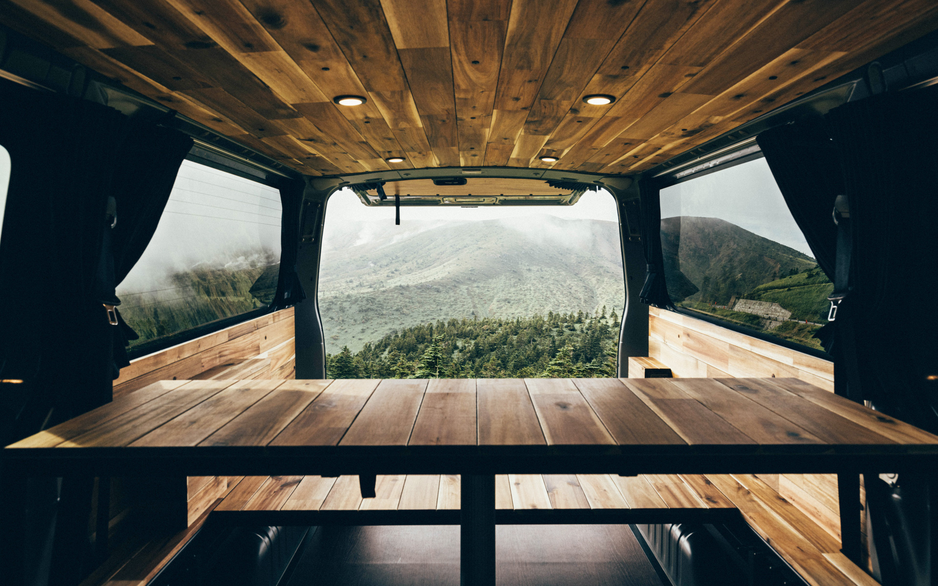 キャラバンベースの「V-02」