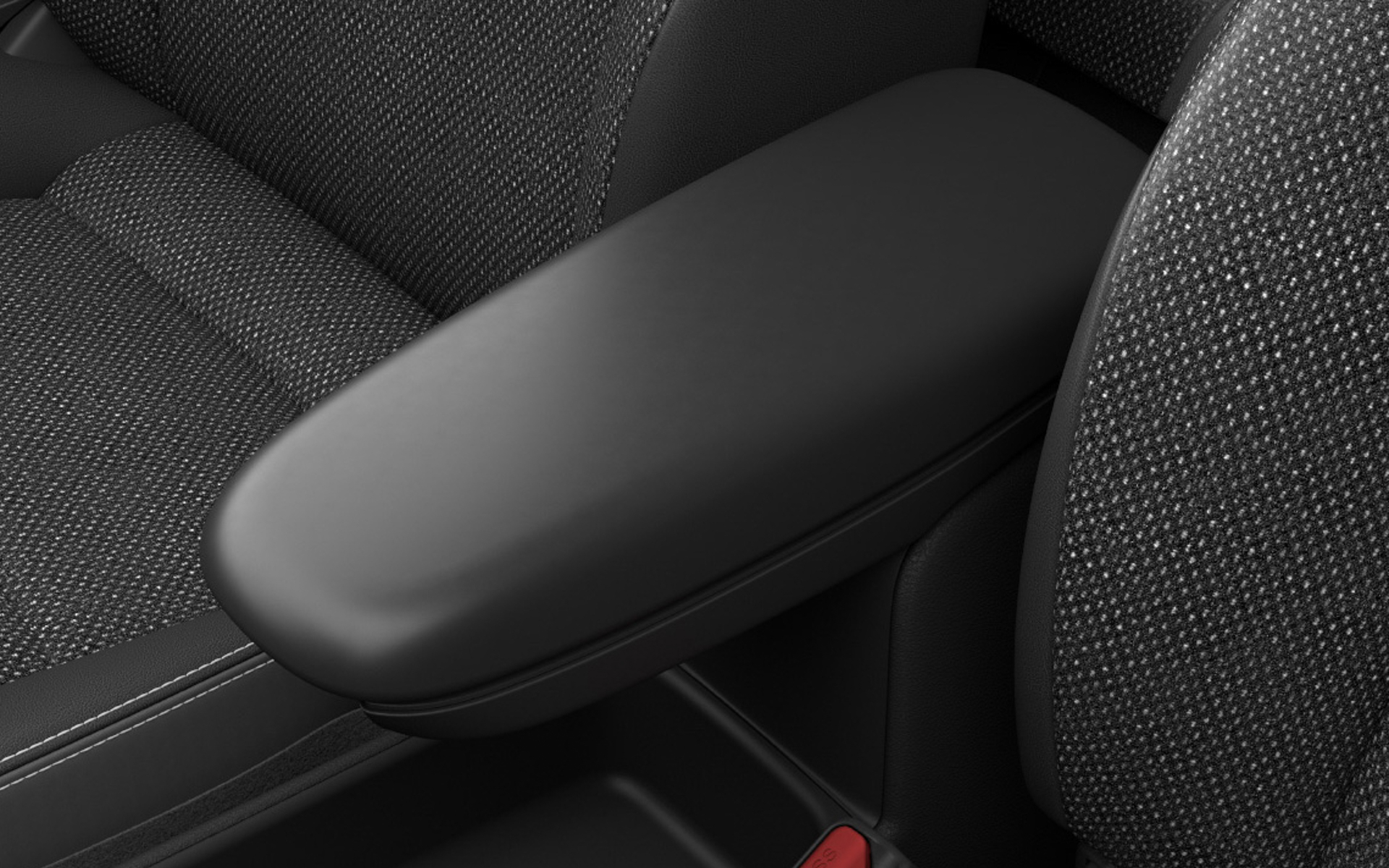 フロント席アームレスト（コンソールボックス付き）