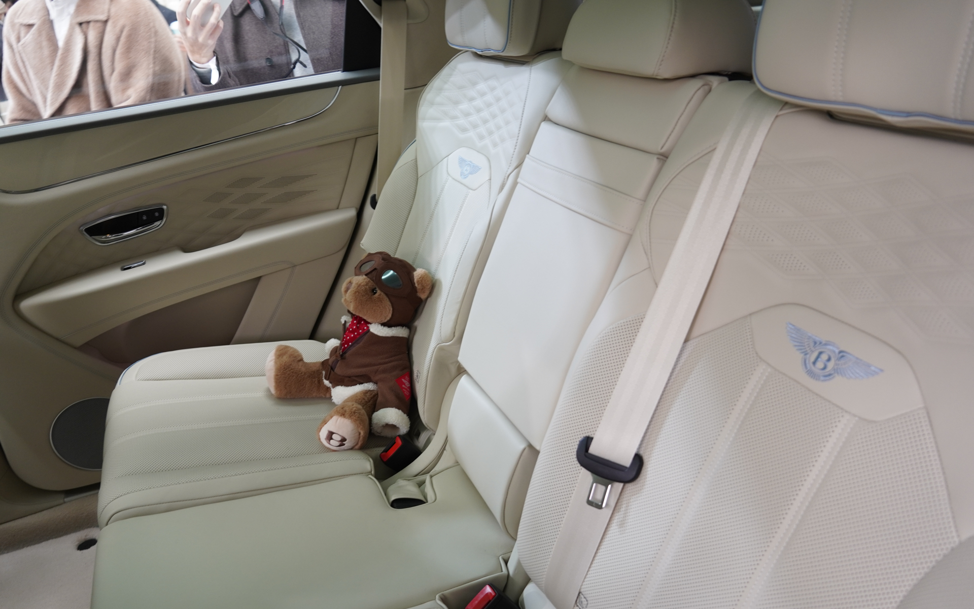 ベンテイガ サムシングブルー コレクション