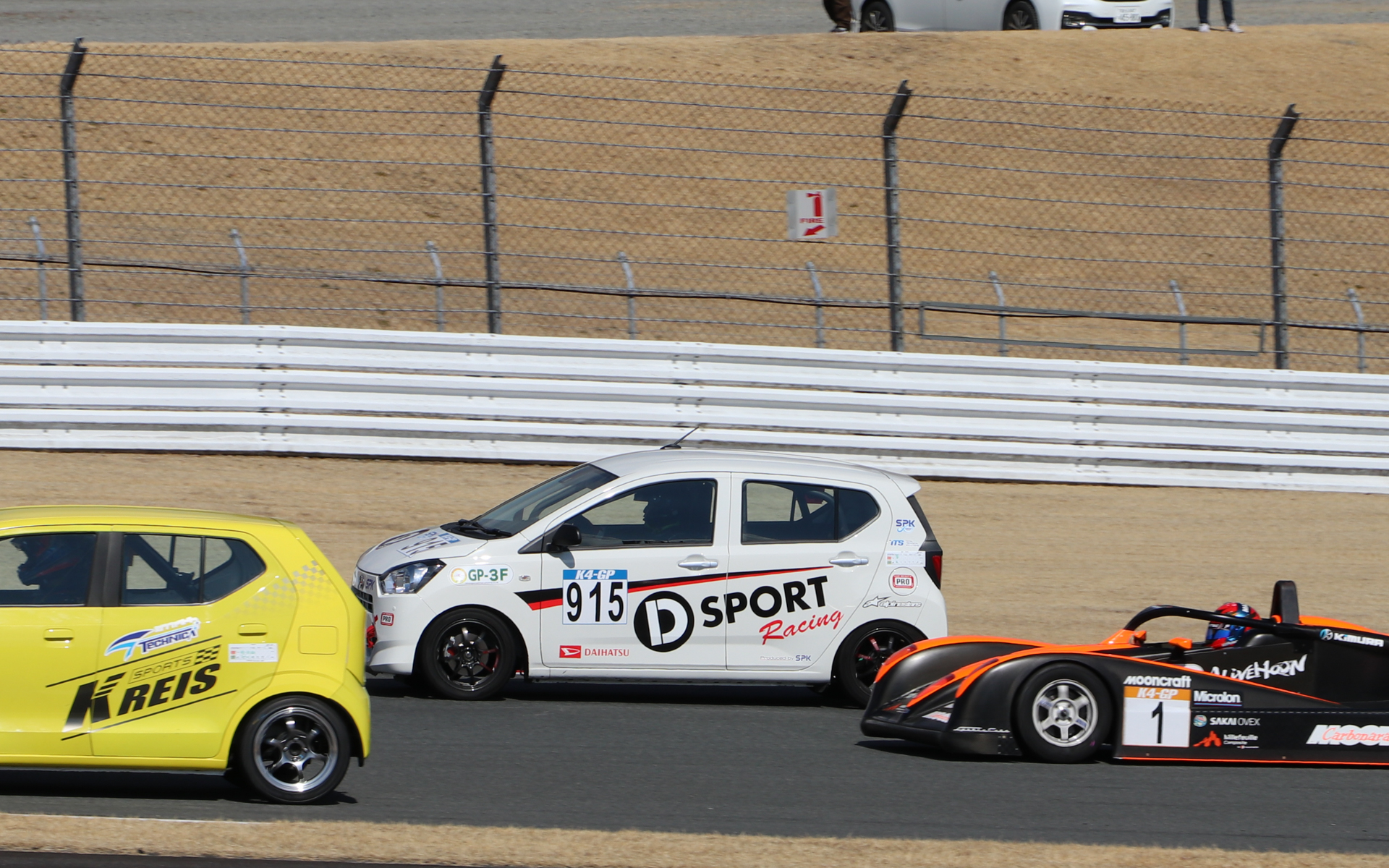 120台以上が同時に走る中、無事に走り切った井上社長