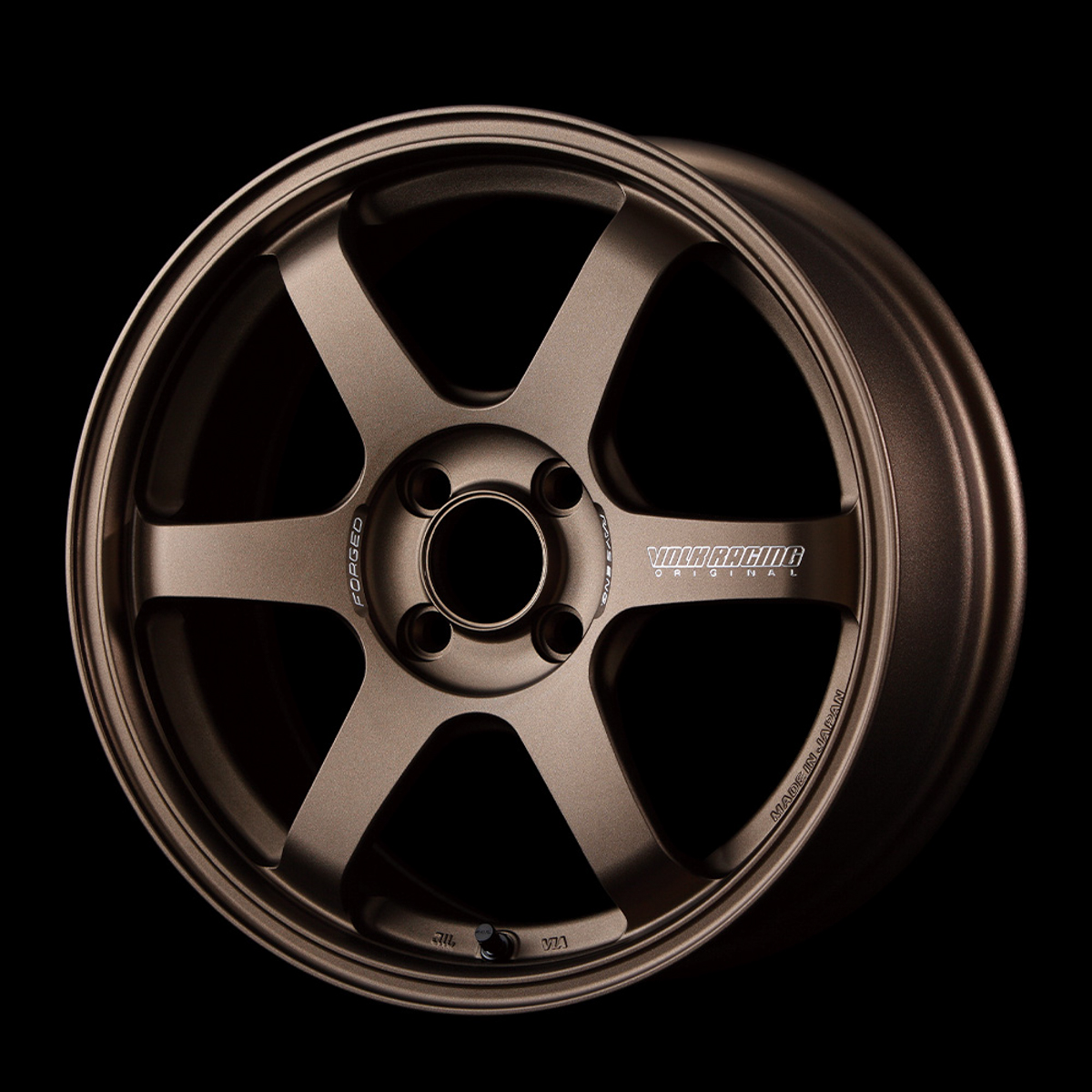 2016年にはコンパクトカー向けにTE37を最適化した新設計モデル「TE37SONIC」が誕生