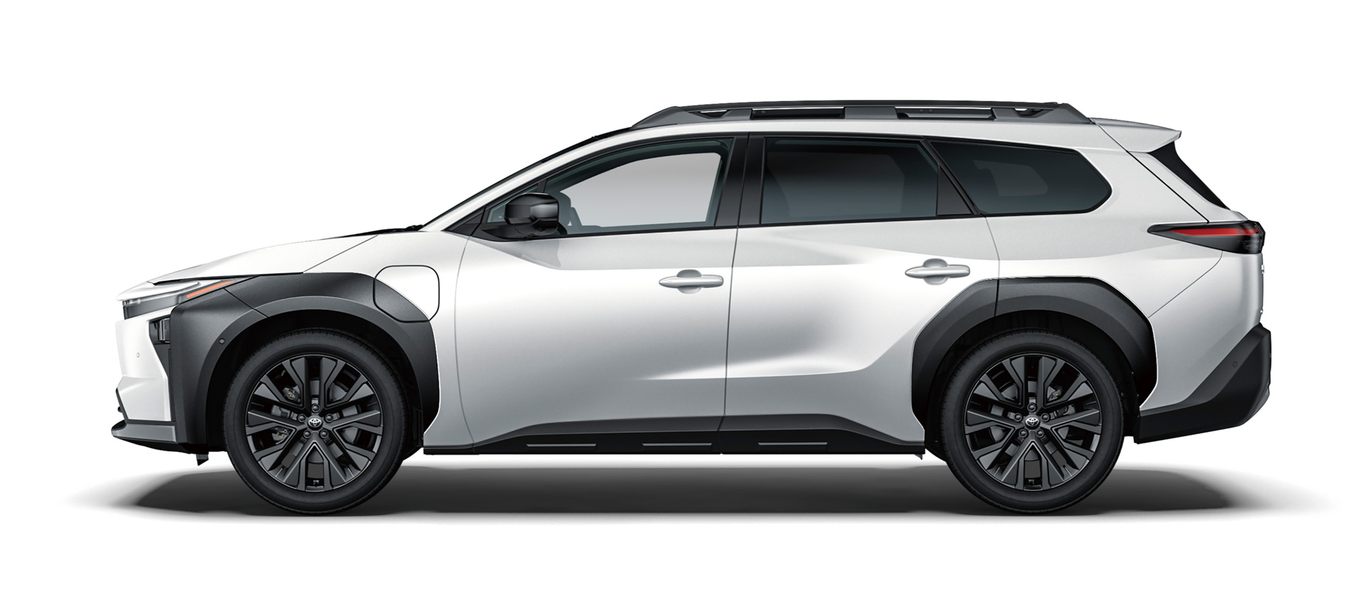 Z（4WD）（クリスタルホワイトパール）＜オプション装着車＞