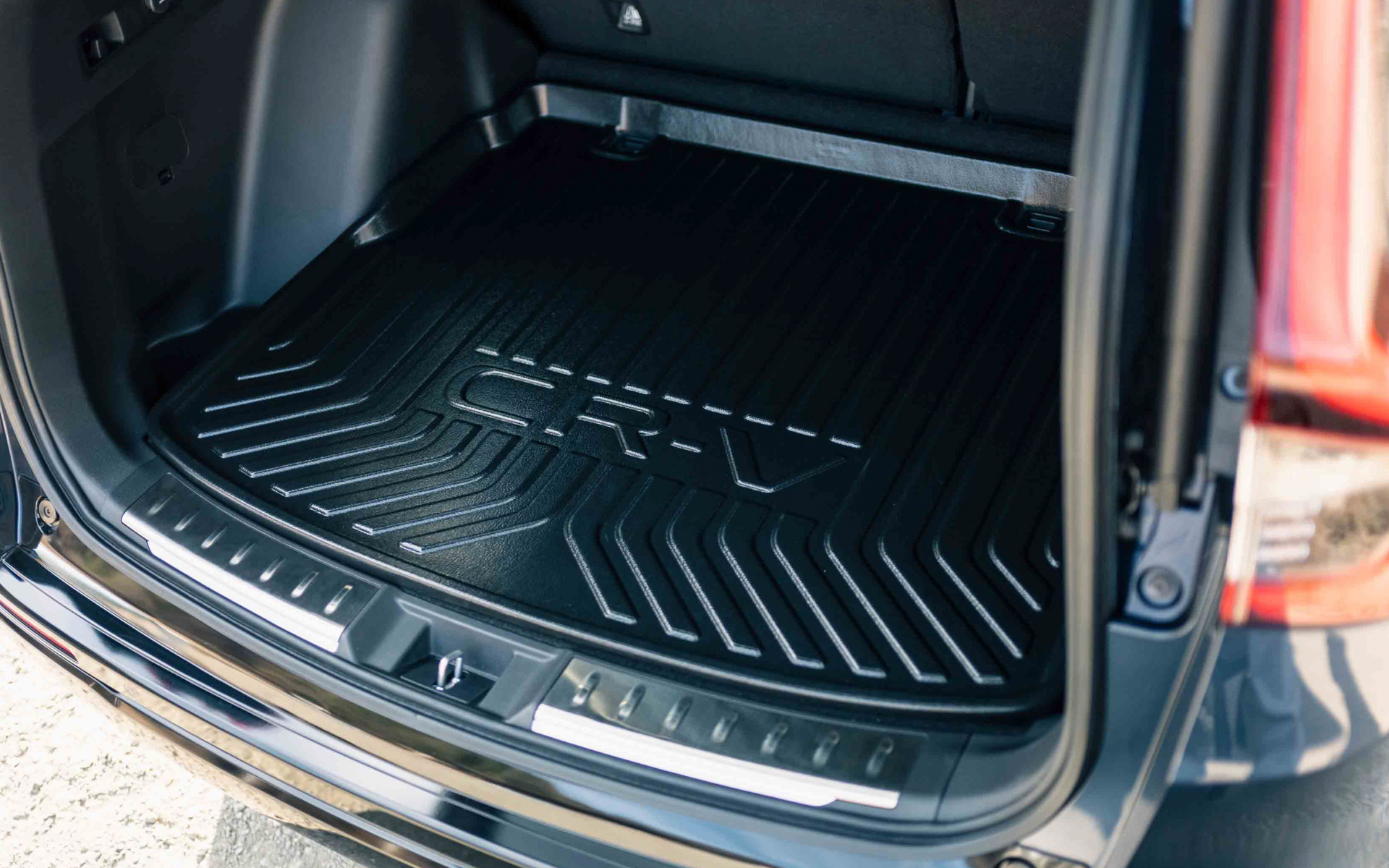 リアパネルライニングカバー イルミネーション