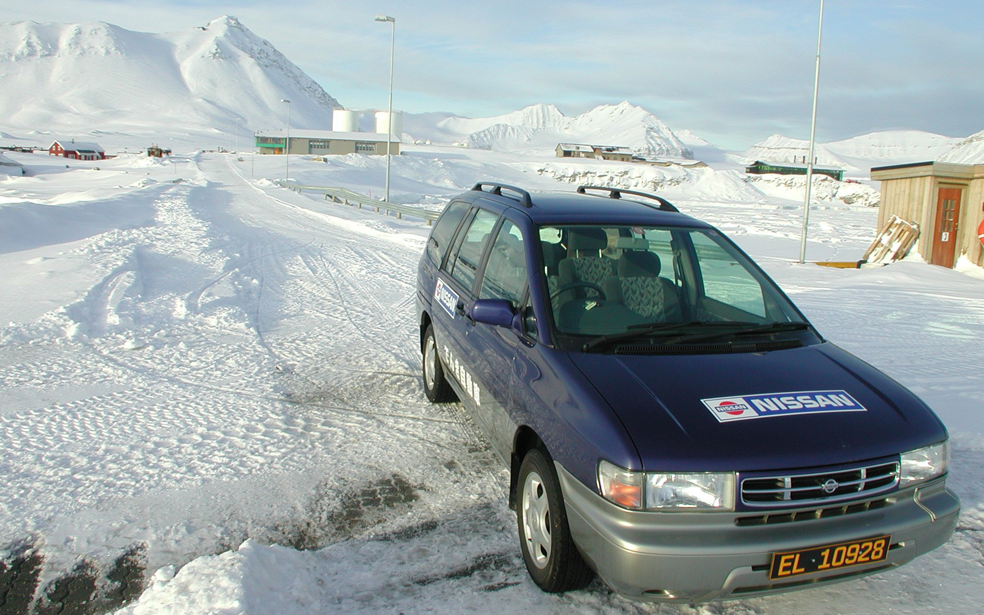 国立極地研究所 北極観測センター使用車の「プレーリージョイEV」