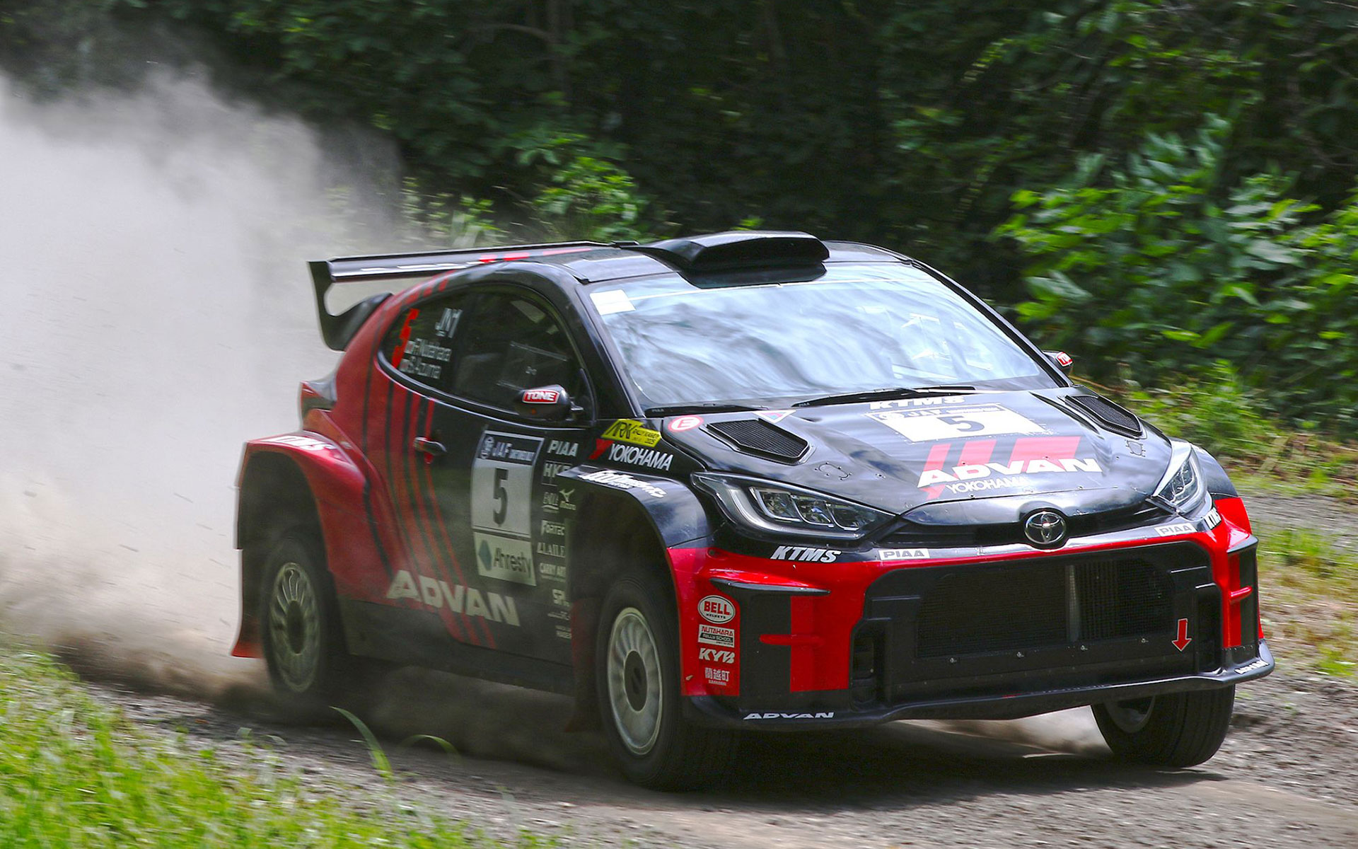JN-1クラス参戦の「ADVAN KTMS GRヤリスRALLY2」（2025年）