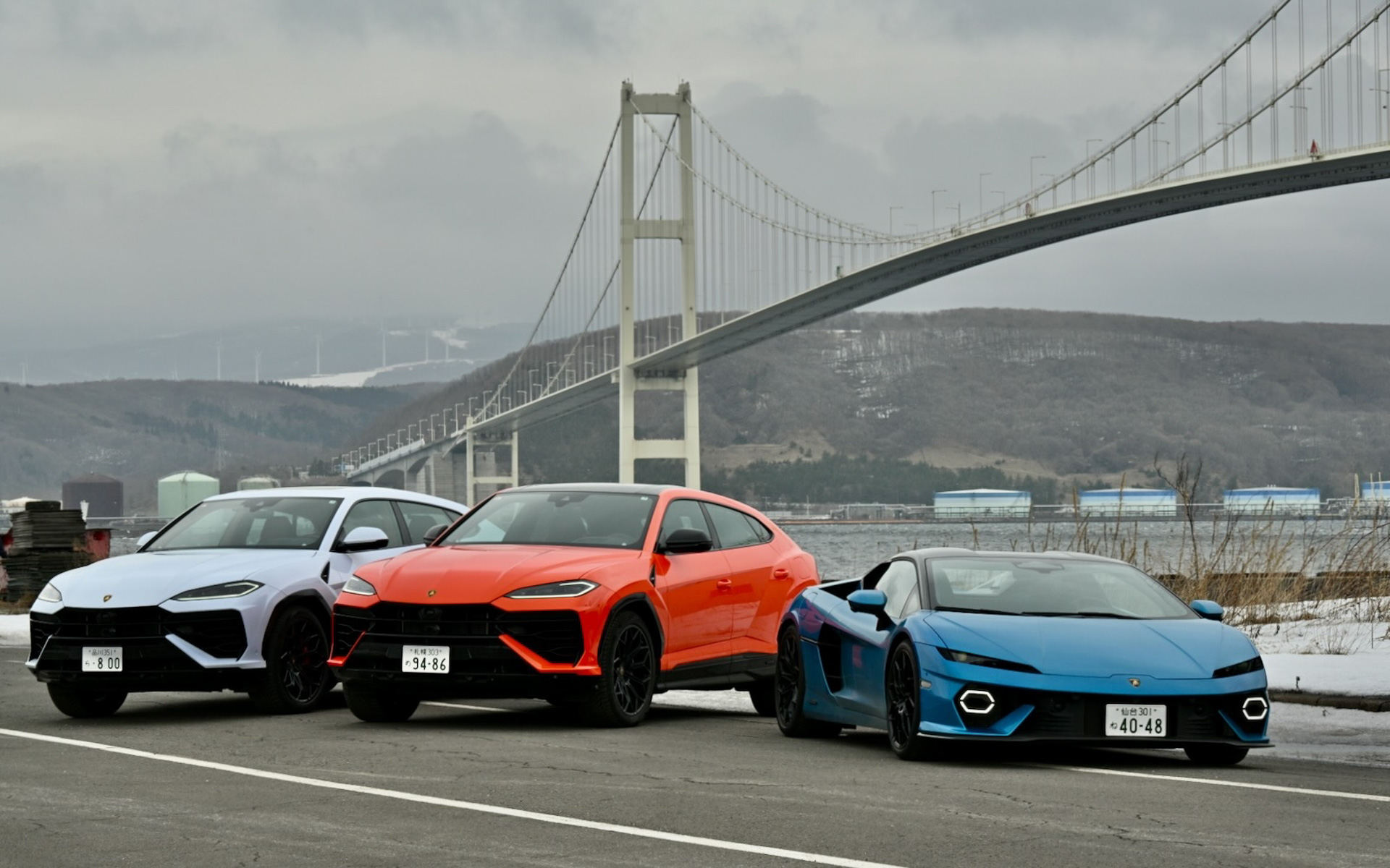 白鳥大橋をバックにテメラリオとウルスSEが共演