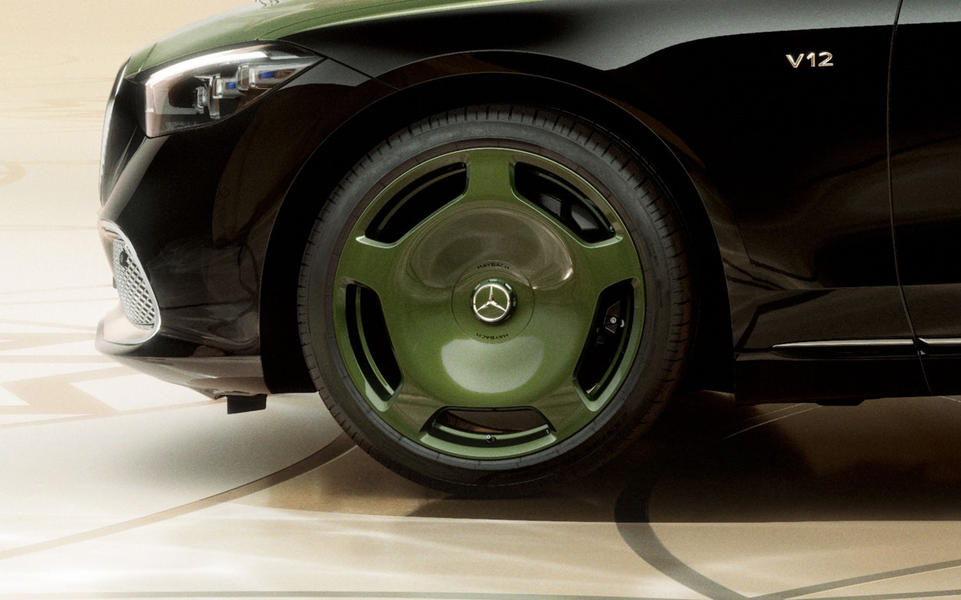 鍛造の「20インチマイバッハホイール」