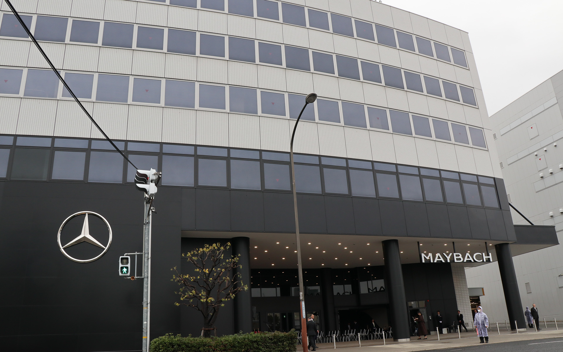 メルセデス・ベンツ神戸中央の店舗外観