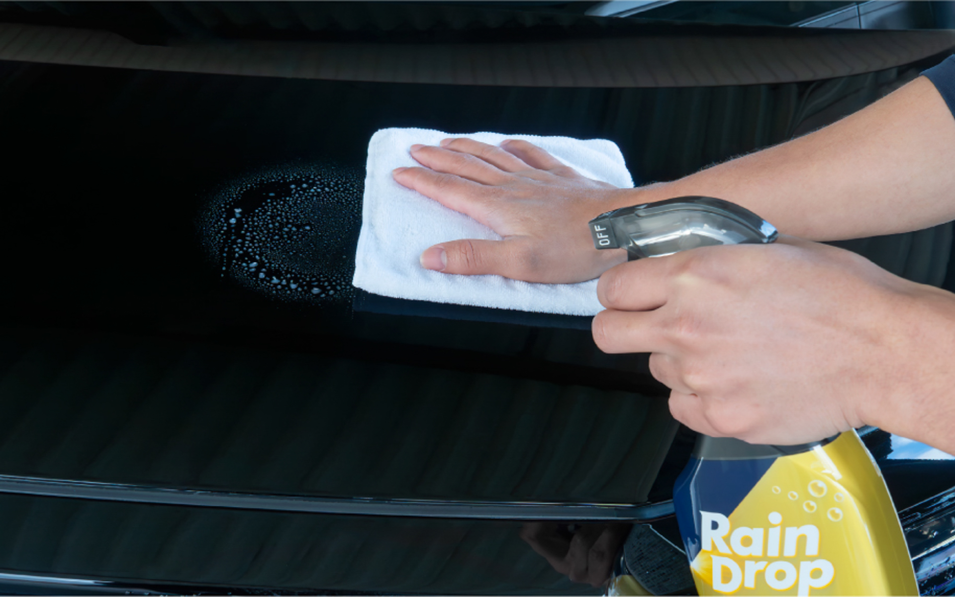 スピーディにムラなく平滑でクリアな仕上がりを実現した