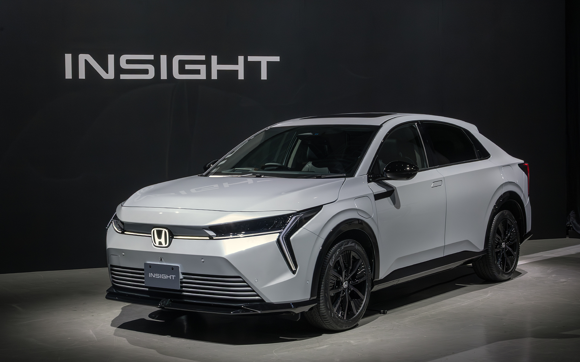 インサイトは乗用EVとして販売規模が多いアッパーミドル市場に向けた車両であり、日本でのカテゴリーとしてはクロスオーバーSUVとなる