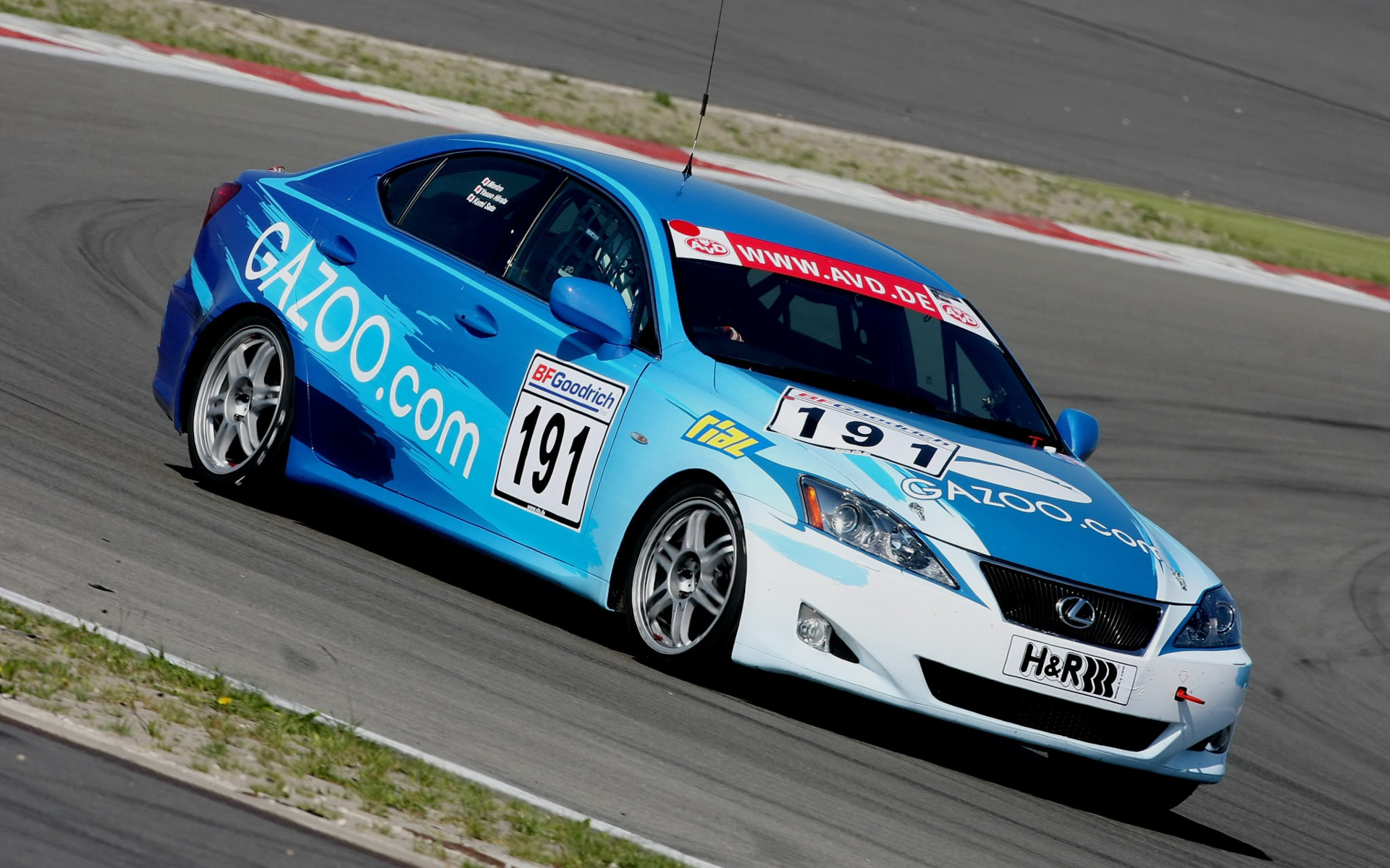 2008年のニュル4時間耐久レース（VLN4）に参戦したレクサスIS250（イギリス向け6速MT仕様）写真提供:モリゾウ氏