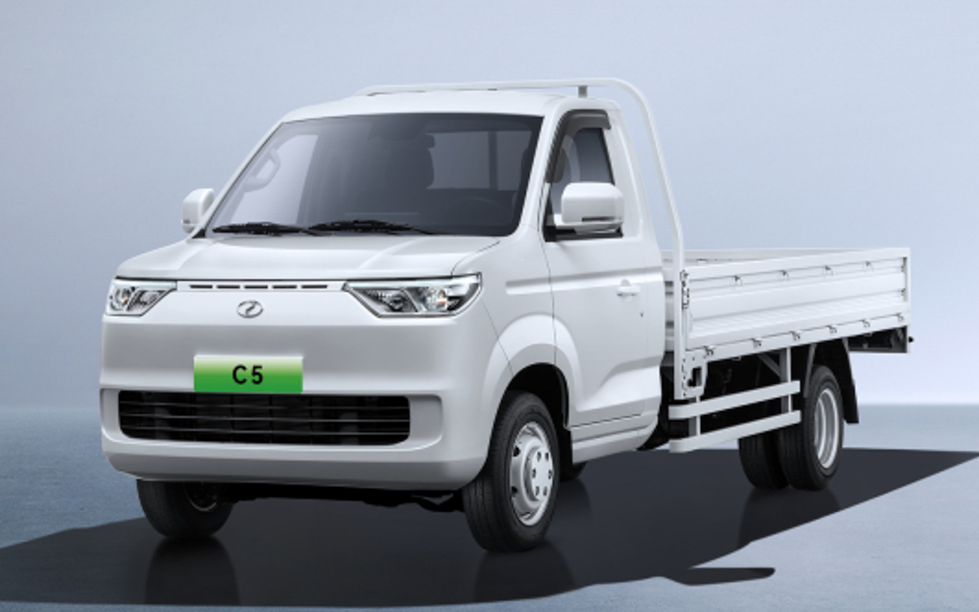 瑞馳社の新型電動商用モデル「瑞馳C5」