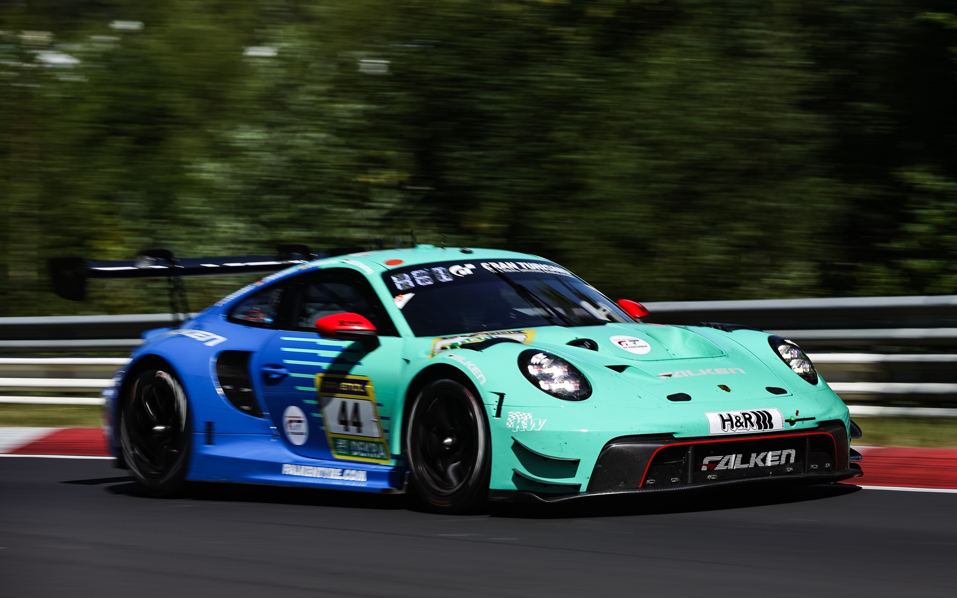  FALKEN Porsche 911 GT3 R