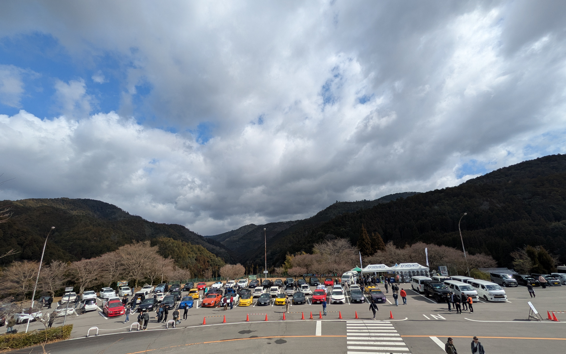 TE37の日ミーティングの会場は京都の嵐山高雄パークウェイ