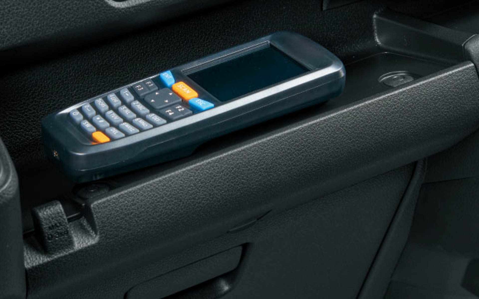 インパネトレー（フック付/助手席）