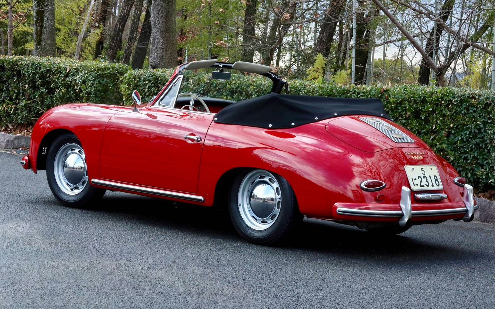 俳優、高倉健氏が新車で購入した「356 A1600S カブリオレ」