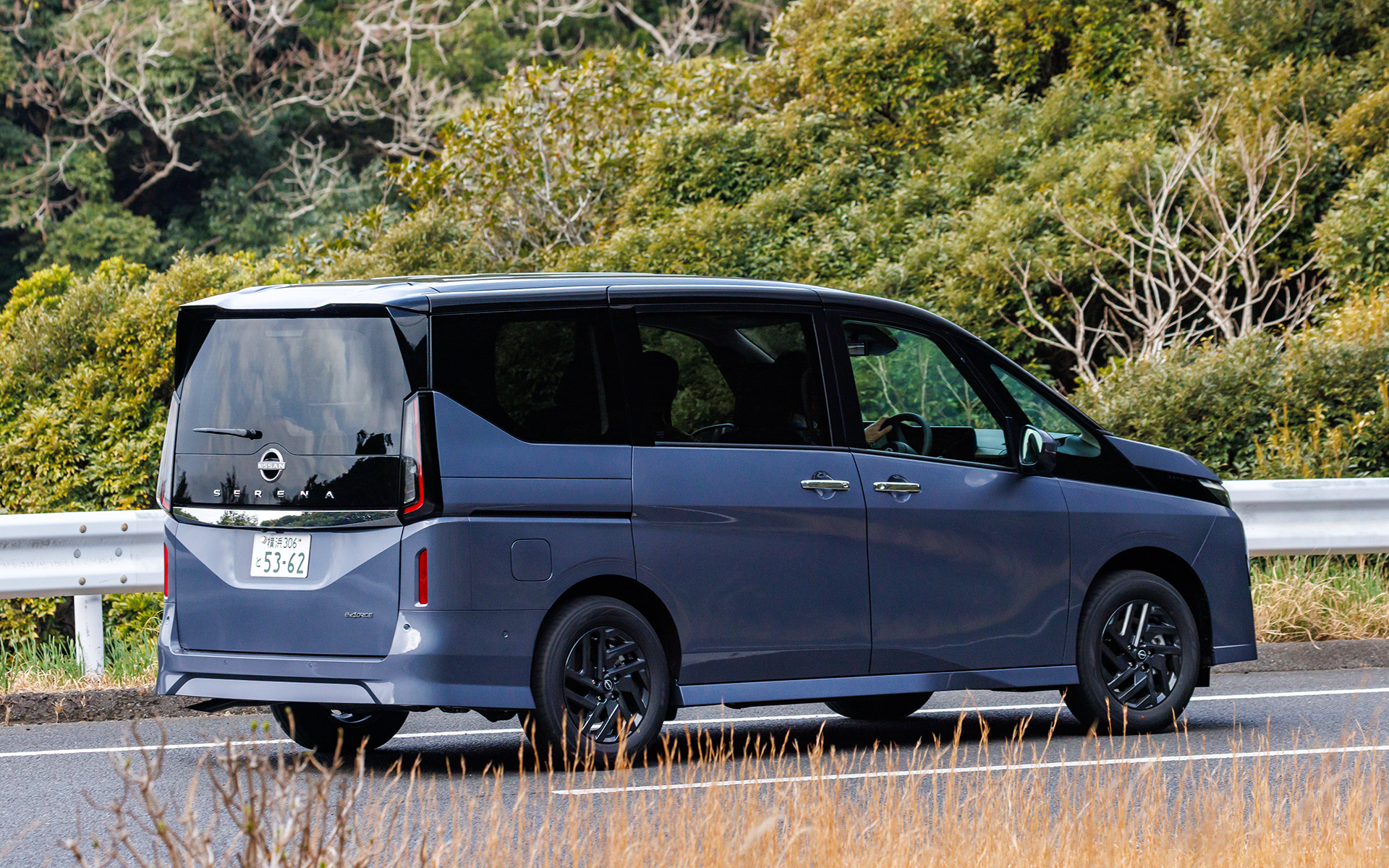 2列目と3列目シートは座り心地も安心感も高かった、