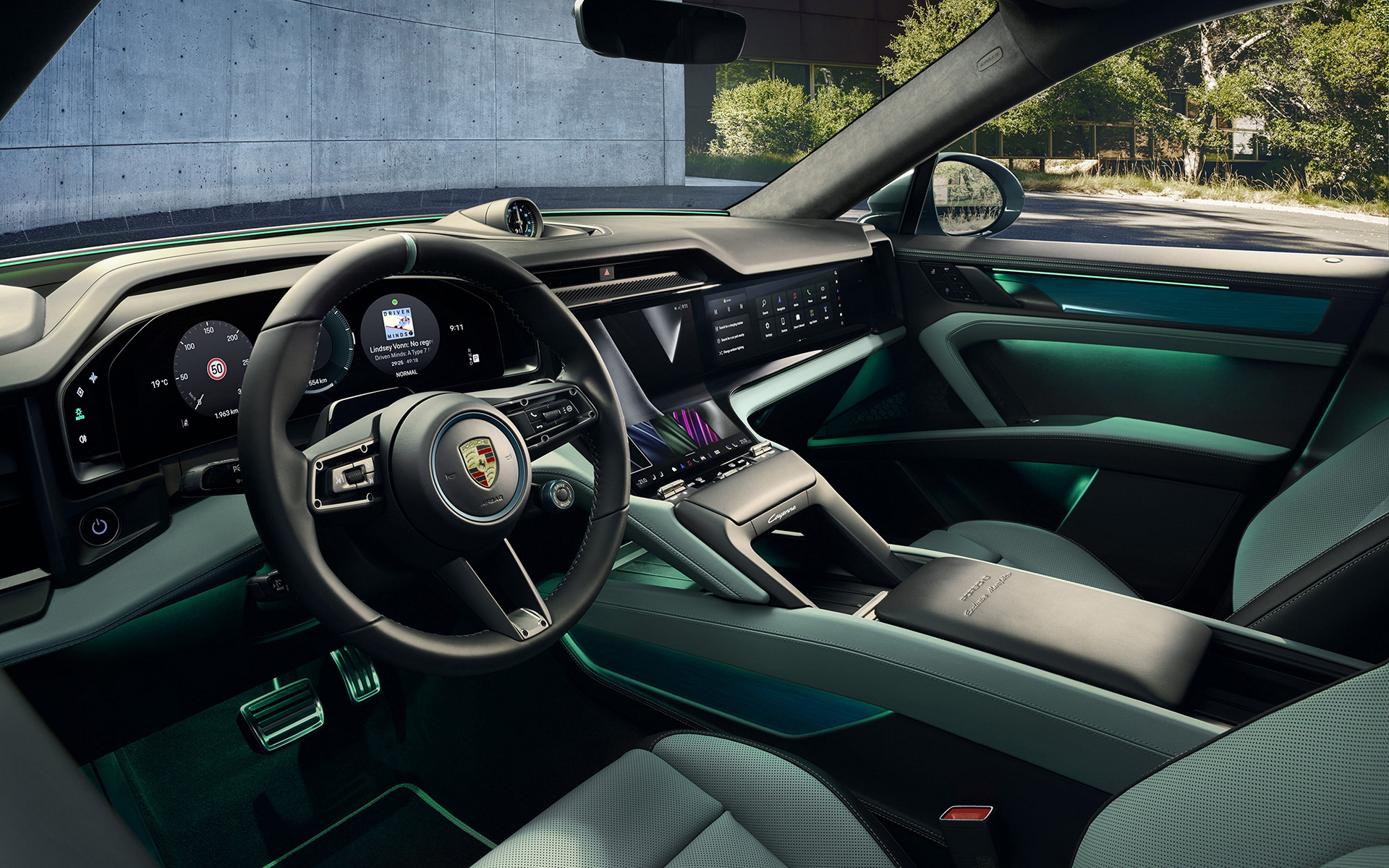 新型カイエンSエレクトリックのインテリア