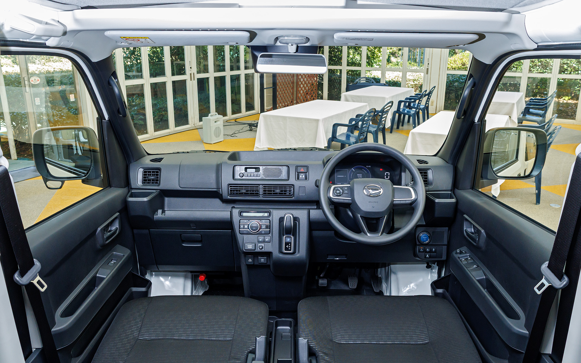 e-ハイゼット カーゴのインテリア