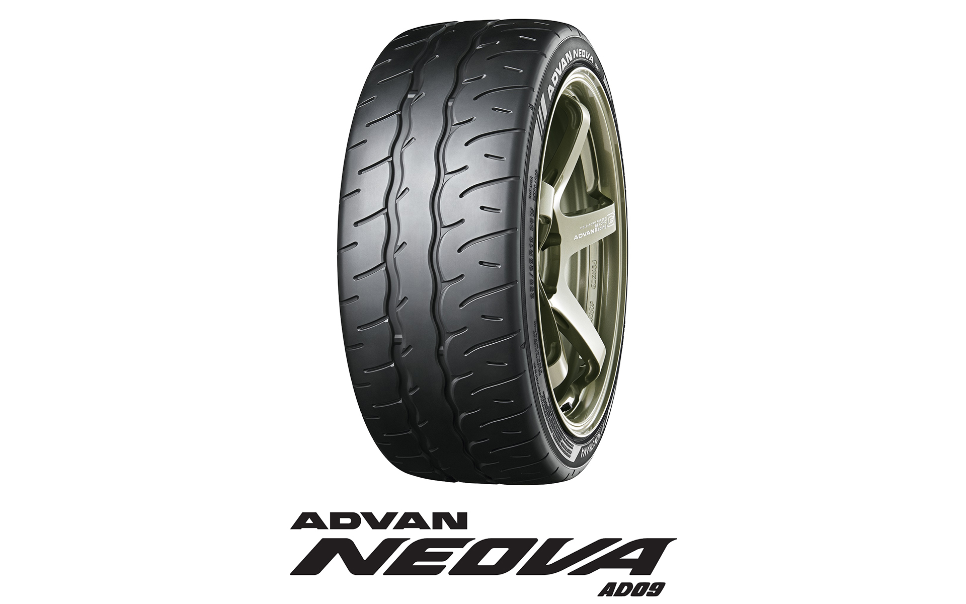 横浜ゴム アドバン・ネオバ AD09