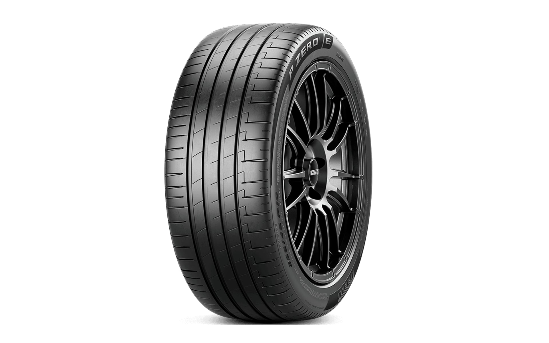 ピレリ P ZERO E
