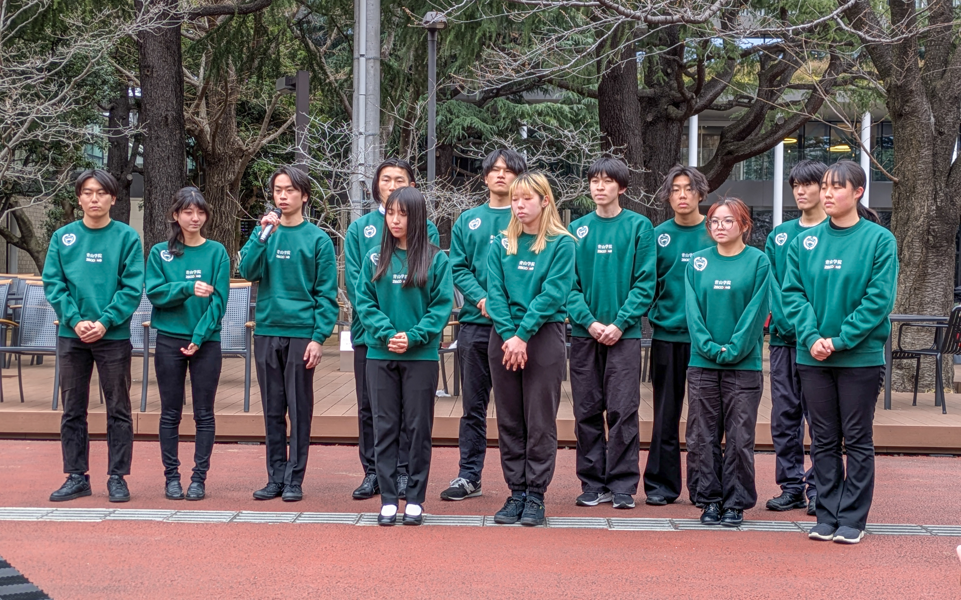 新カラーになったマシンを初めて見た部員たちもみな、「自分たちもスープラとともに成長していきたい」「1戦1戦気を引き締めて活動したい」などとコメントしていた