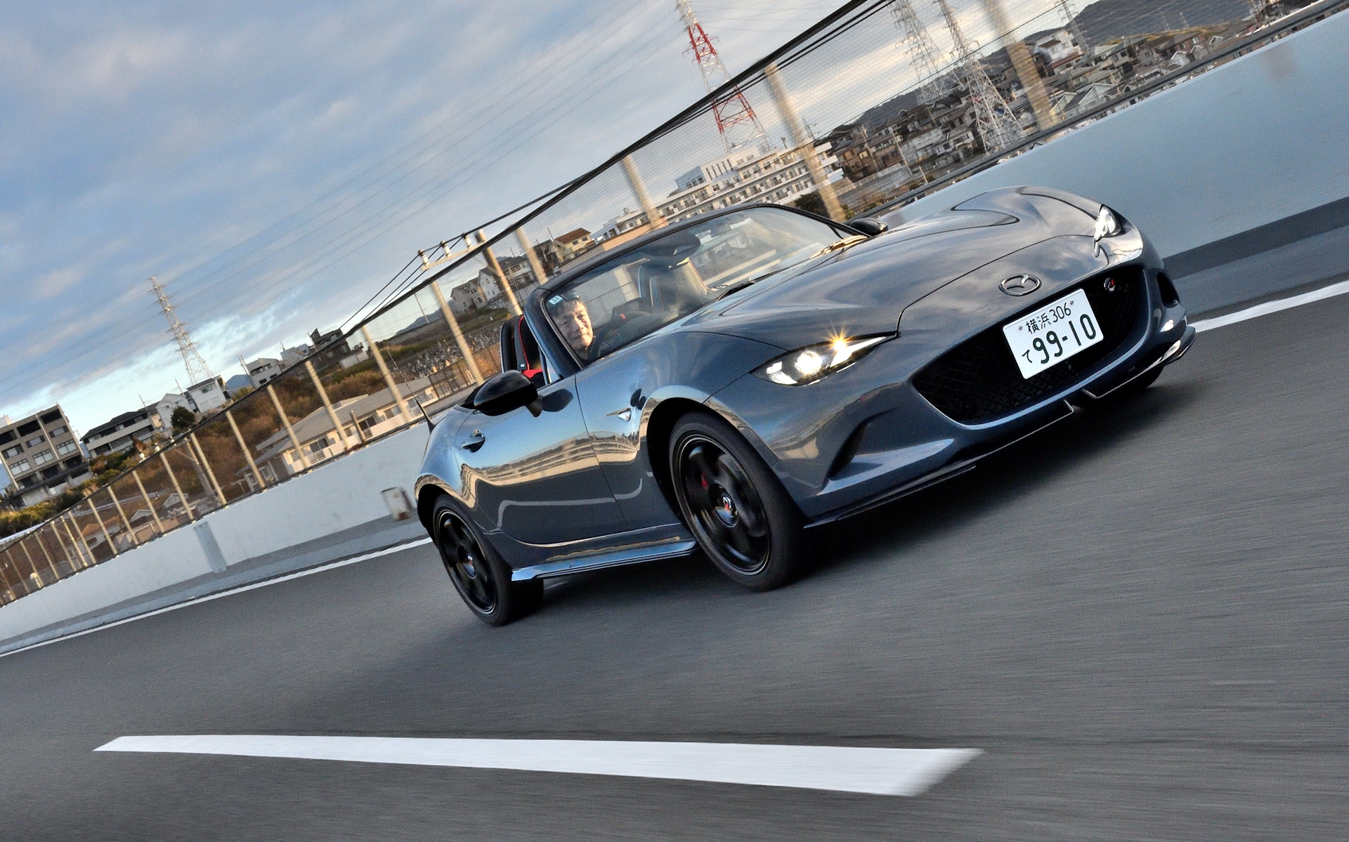 高速道路でも力不足を感じることなくパワー感に余裕があった