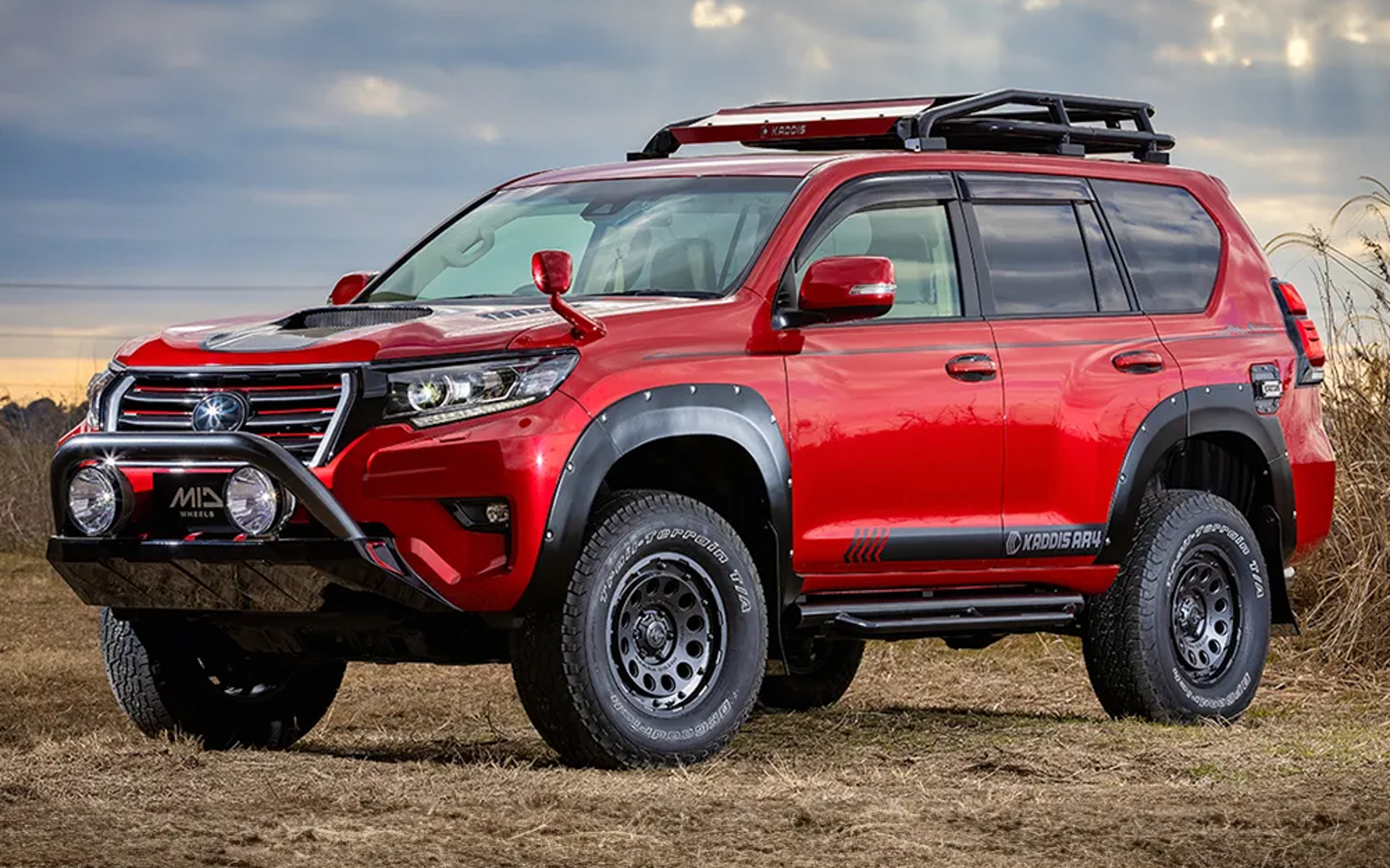 H12 SHOTGUN（従来色バレルブラック）×トヨタ「ランドクルーザープラド」装着イメージ