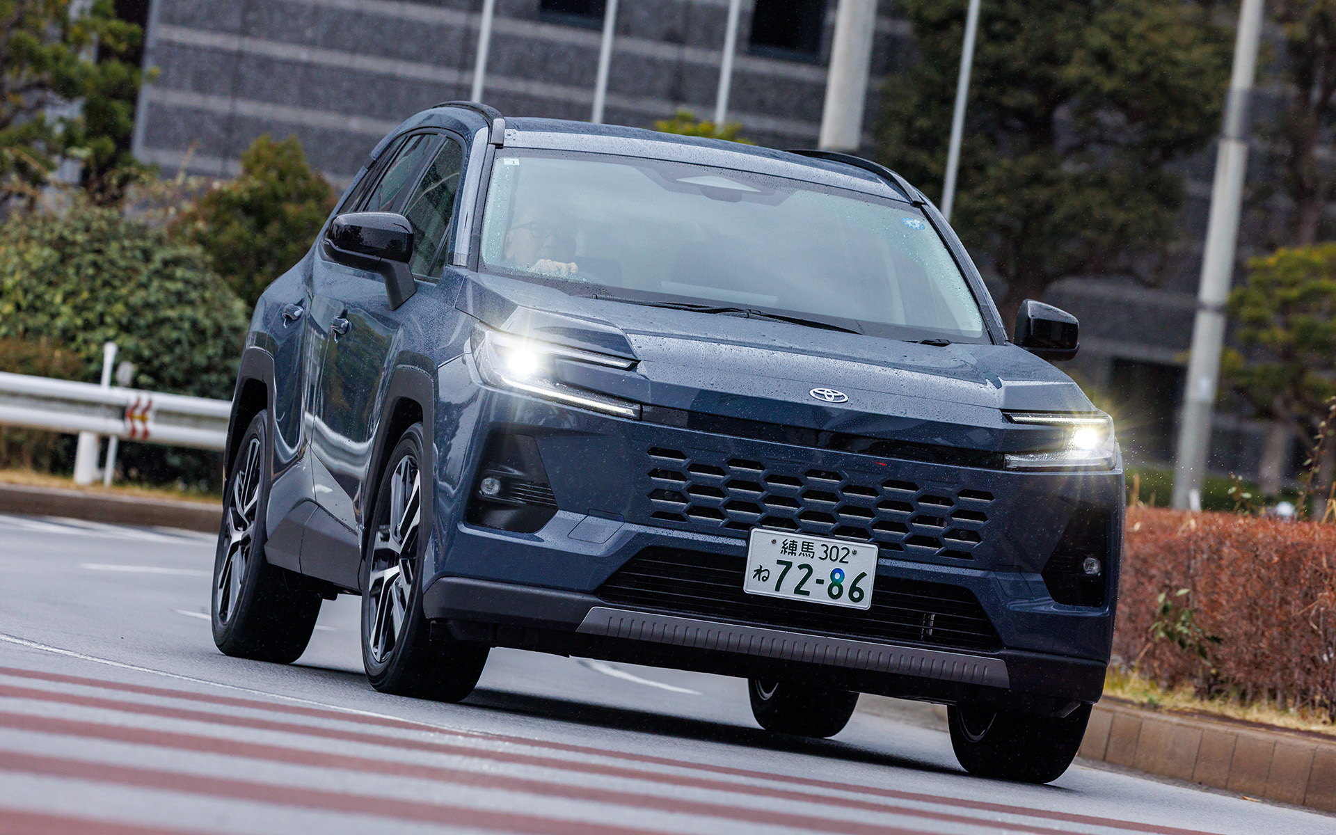 5代目となった新型RAV4、HEVモデルに都内で試乗した